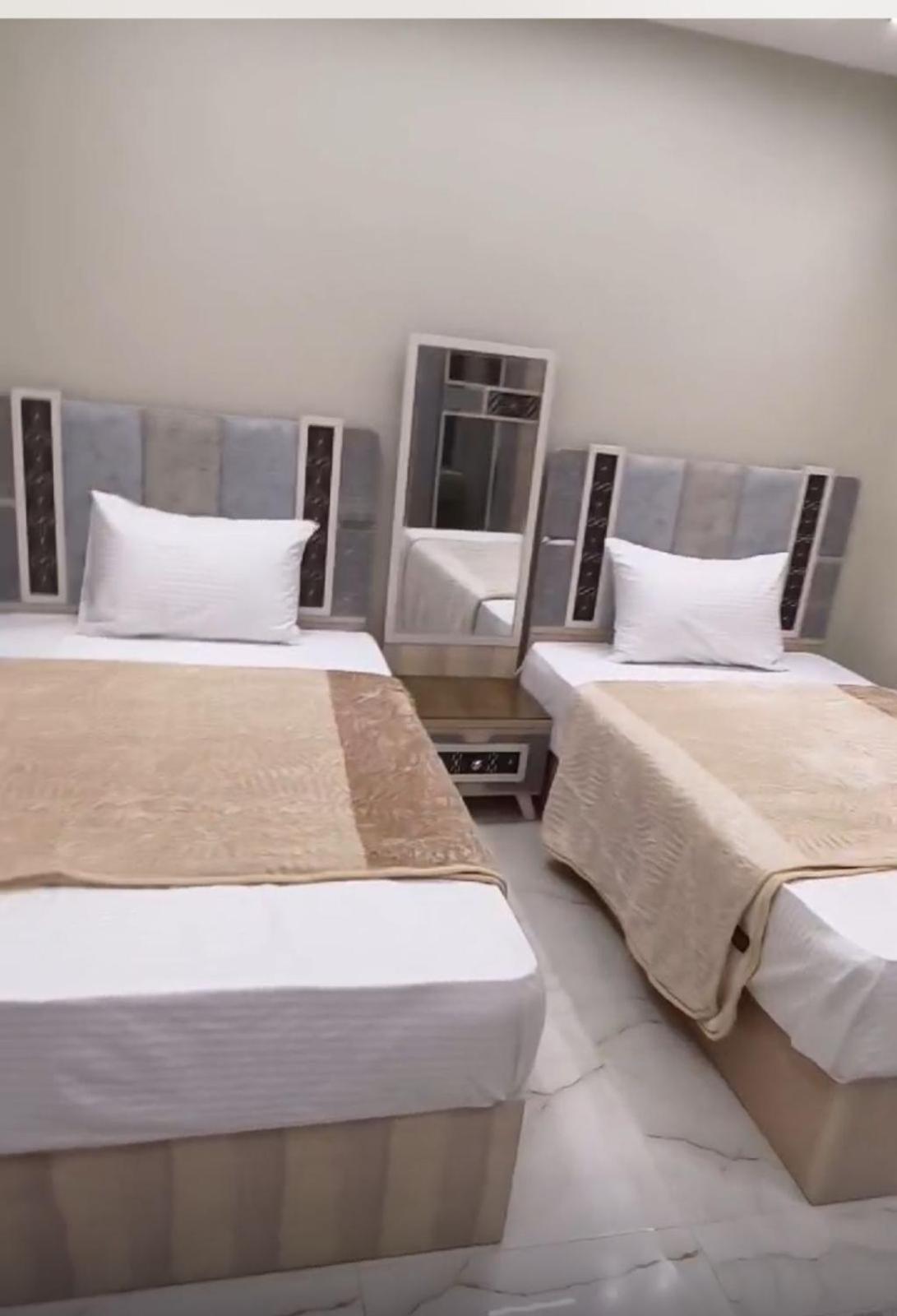 Family Spacious New In Giza Almuhandeseen Near Nile * Cairo